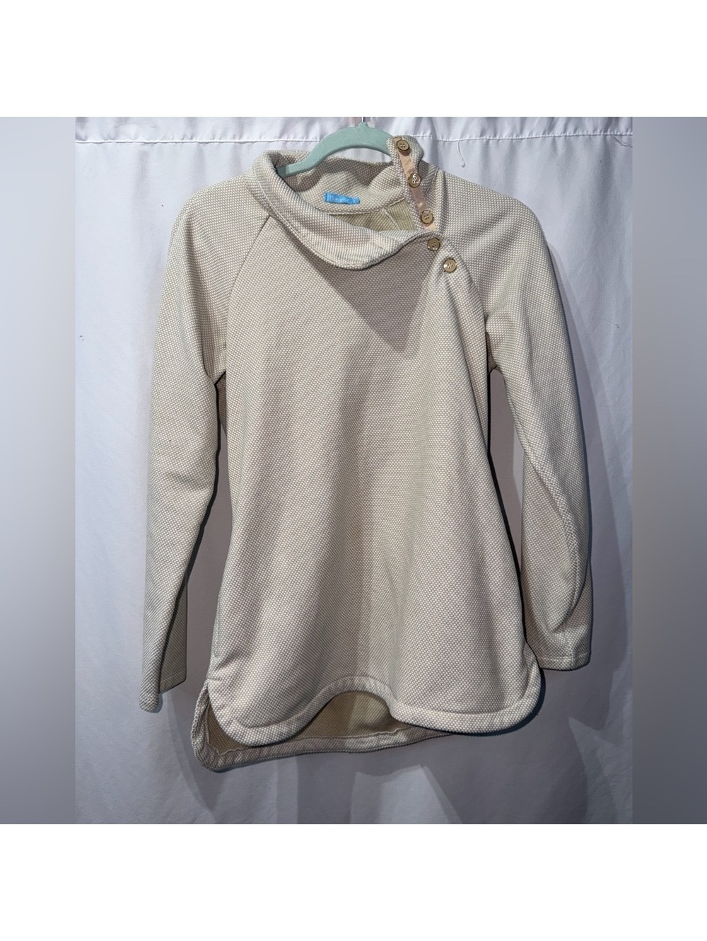 J McLaughlin Women's Cream Sweater pullover with Button Detail and pockets